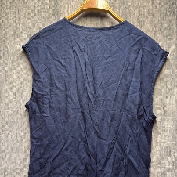 🚩 Dynamite Navy Blue Women's Top size small NWT - Picture 7 of 8